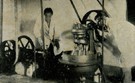 1949年，上海解放后，香港分行開始獨立經營。   1949..